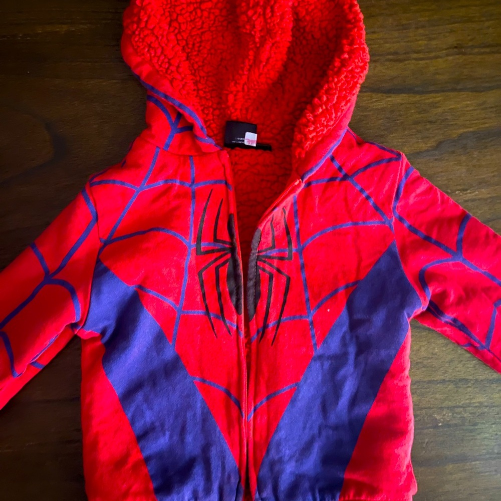 Boys size 4 or 4t marvel Spiderman zip up warm hoodie with faux Sherpa lining